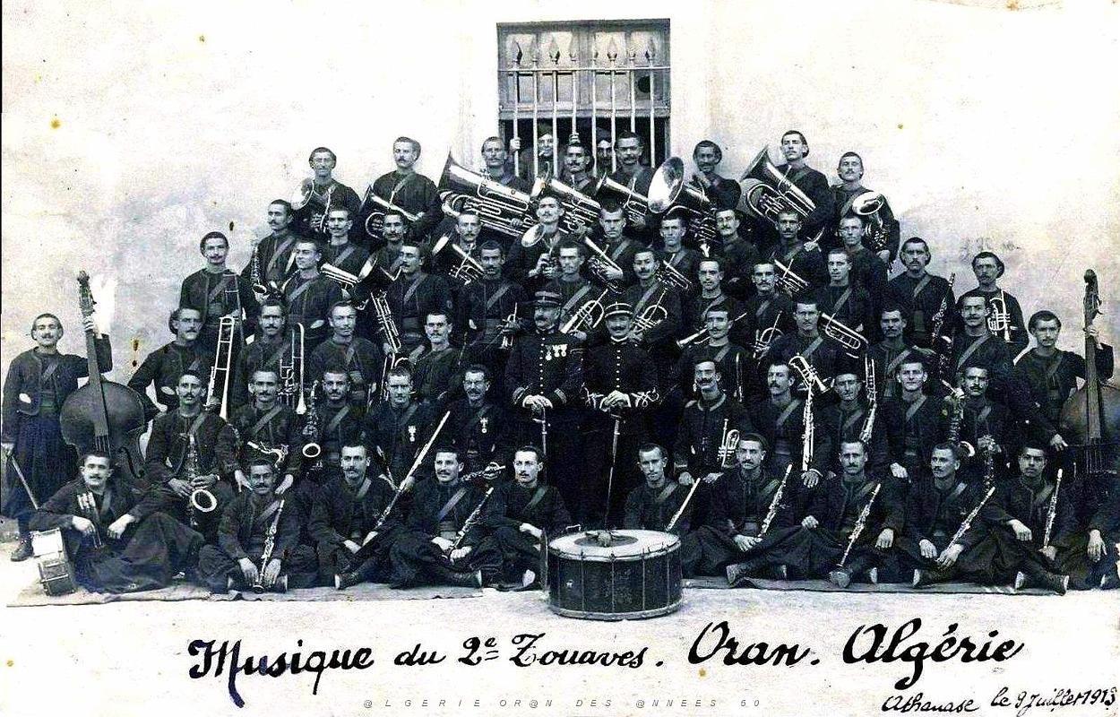 Oran- Musique du 2e Zouaves - 1913.jpg